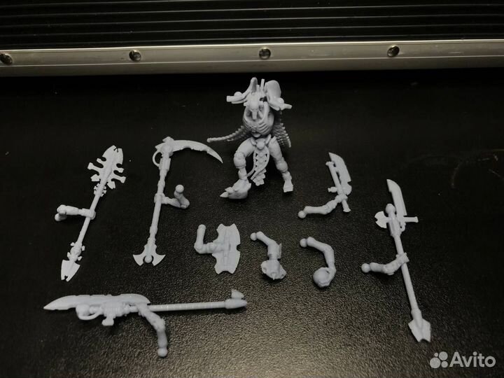 Warhammer 40000 миниатюры Overlord