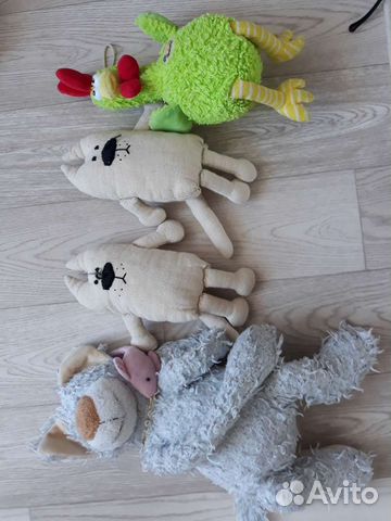 Мягкие игрушки (коты, петух)