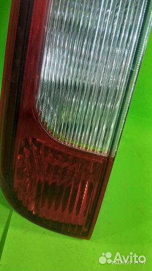 Фонарь левый для Ford C-MAX 2004-2008