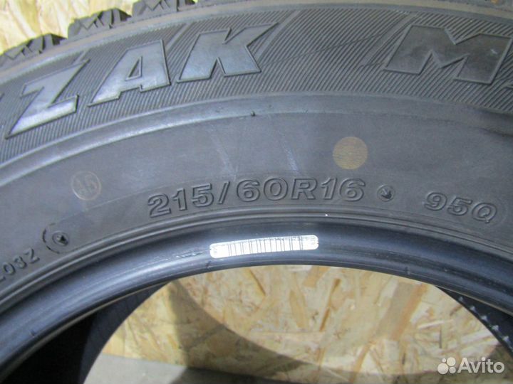 Bridgestone Blizzak MZ-03 215/60 R16