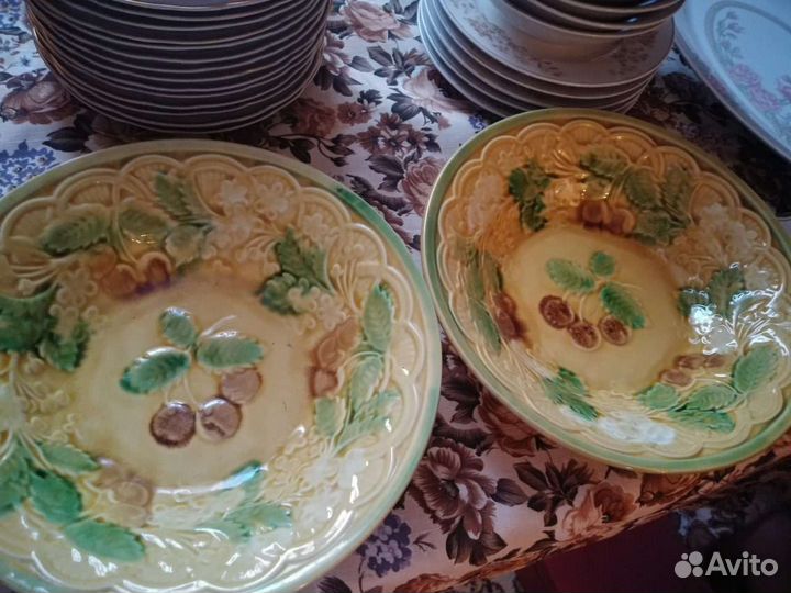 Блюдо из керамики