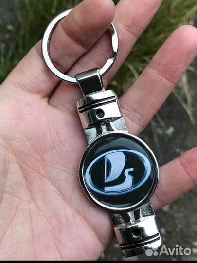 Брелки на ключи