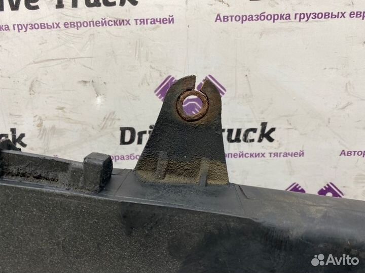 Горловина залива масла Mercedes-Benz Actros