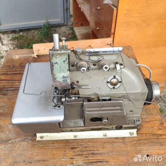 Оверлок 5 ниточный промышленный