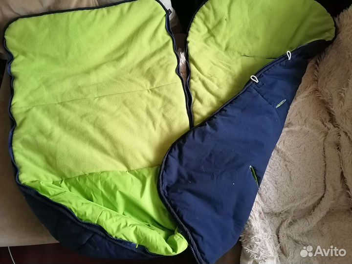 Детская прогулочная коляска