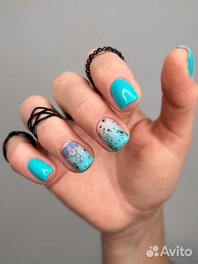 Маникюр и педикюр