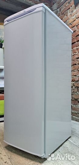 Холодильник Бирюса 120x47x55см