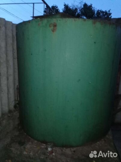 Бак для воды на 3 куба