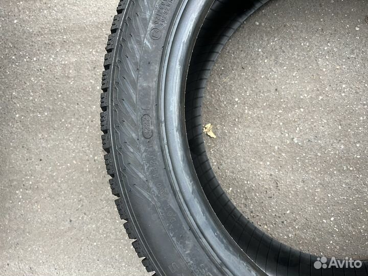 Nokian Tyres Hakkapeliitta R5 235/45 R18 98T