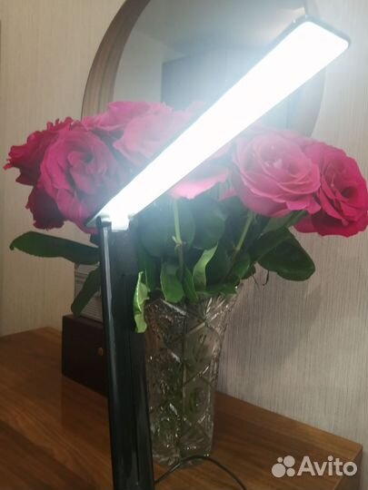 Лампа настольная