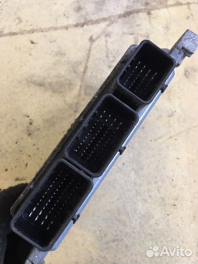 Блок управления двигателем Renault Kangoo 2(2182)