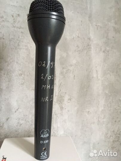 Микрофон AKG D230