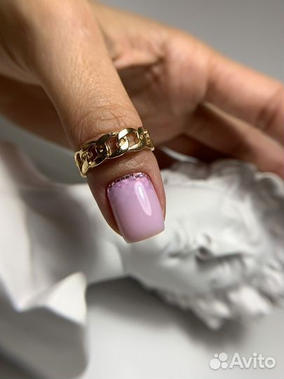 Маникюр с покрытием гель-лаком