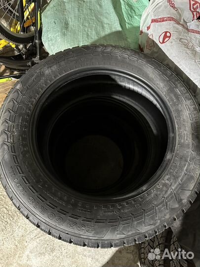 Nokian Tyres Hakkapeliitta 7 SUV 235/60 R18 107T