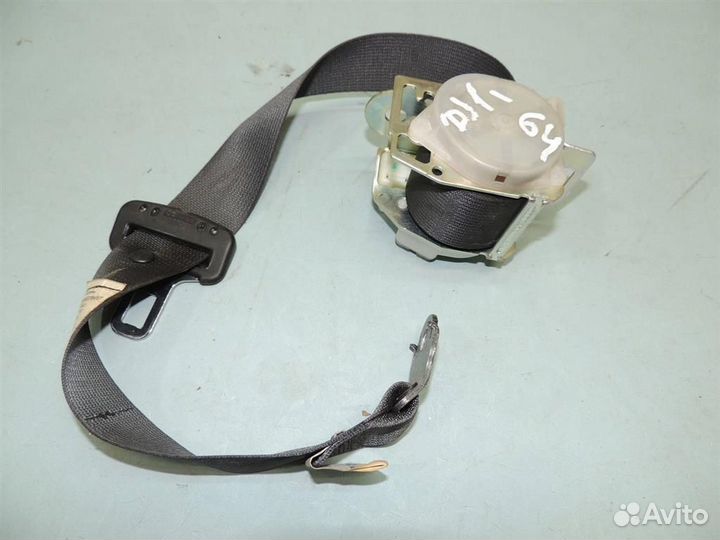 Ремень безопасности задний центральный Mitsubish
