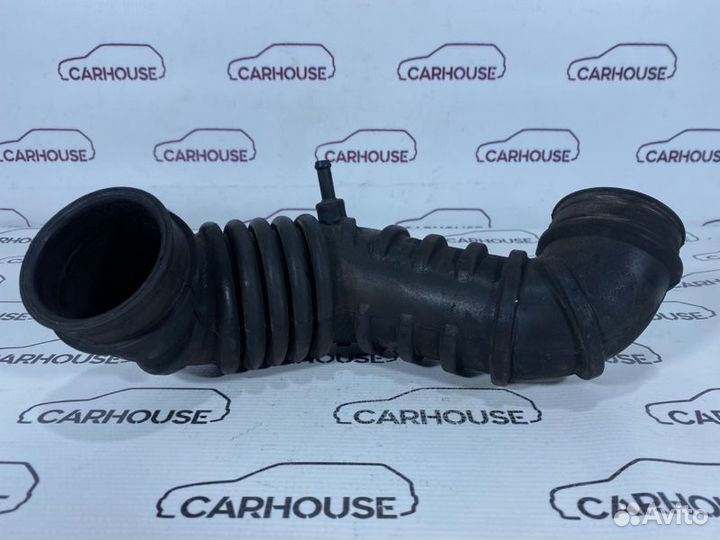 Патрубок воздушного фильтра Mitsubishi Lancer 10