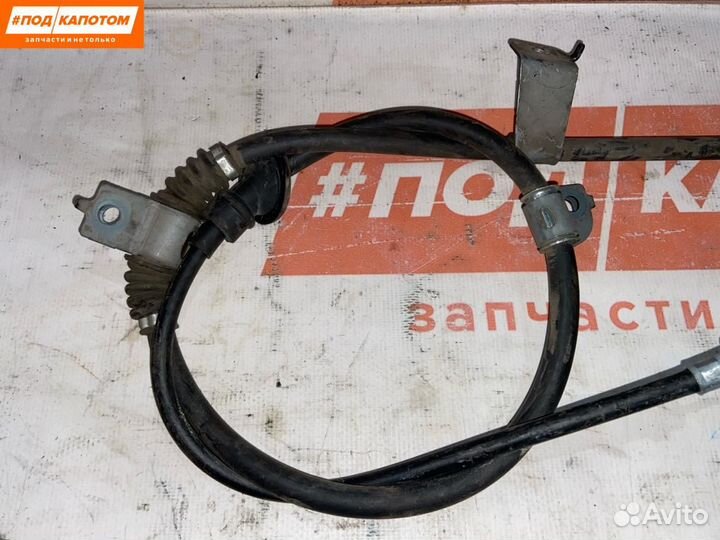 Трос ручника Mitsubishi Outlander 3 2-й рест. 2015