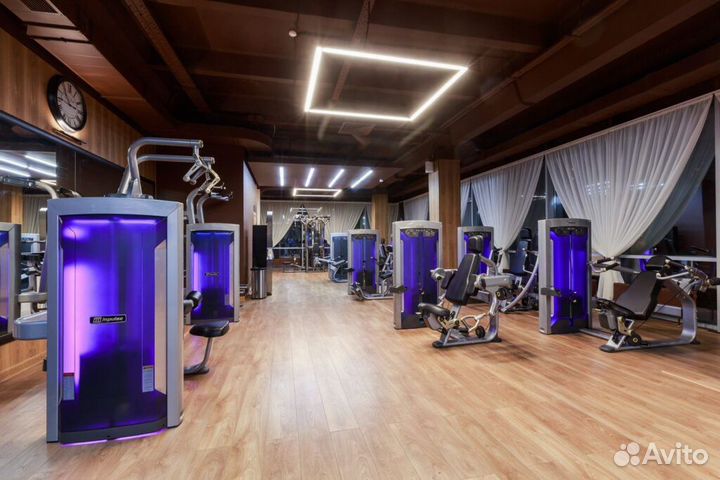 Больше года Абонемент в фитнес клуб облака