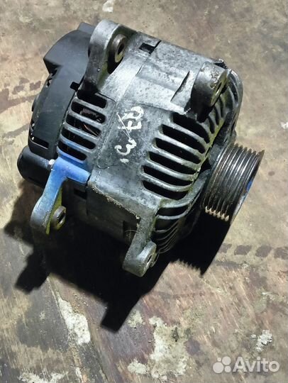 Генератор Audi Q7 4LB BUG 2005-2009