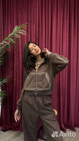 Костюм hermes стильный (топ 2025)