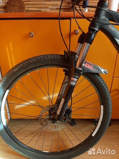 Kross Level A8 колеса 26 рама М