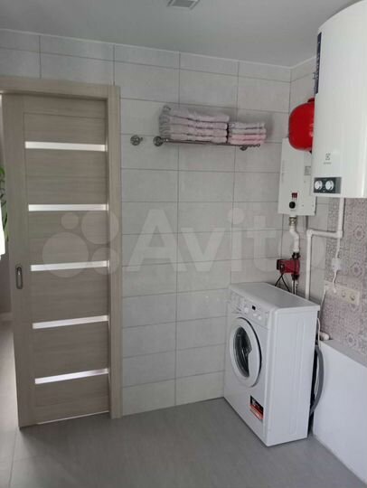 Дом 58 м² на участке 4 сот.