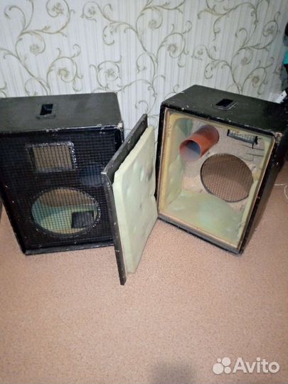 Акустические колонки большие