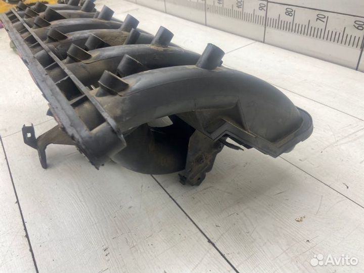 Впускной коллектор Bmw 7 E38 M52/TU 1999