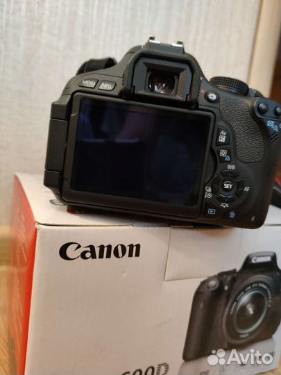 Зеркальный фотоаппарат Canon eos 600d kid