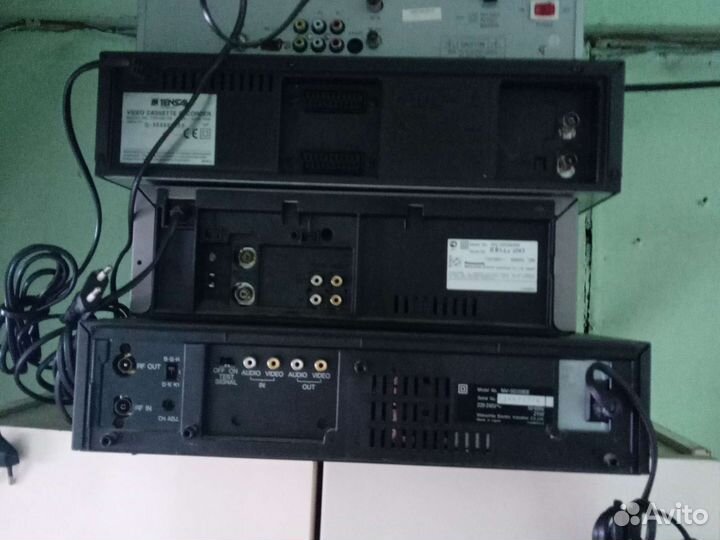 Видеомагнитофон