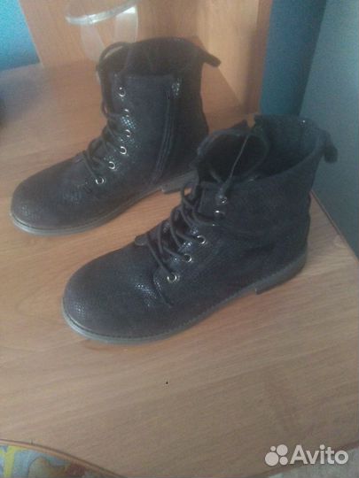 Ботинки для девочки