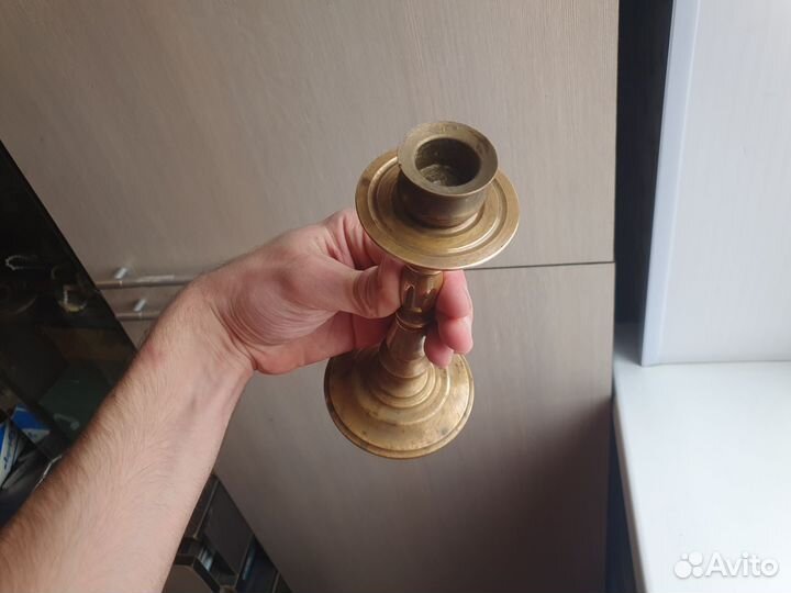 Подсвечник бронзовый