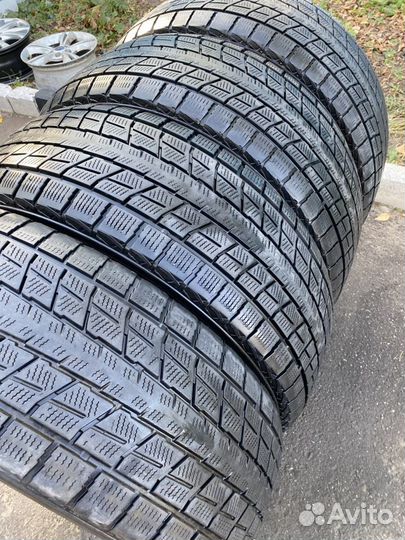 Dunlop Winter Maxx SJ8 285/60 R18 116R