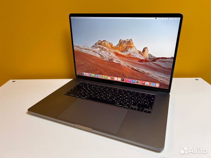 Apple MacBook Pro 16 (2019), Core i7, 16GB, 512GB
