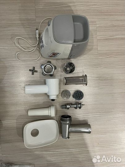 Мясорубка электрическая