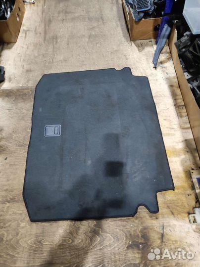 Коврик багажника на Mercedes w220