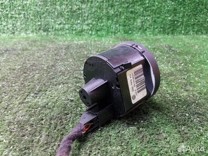 Переключатель света фар Volkswagen Tiguan (2007-2