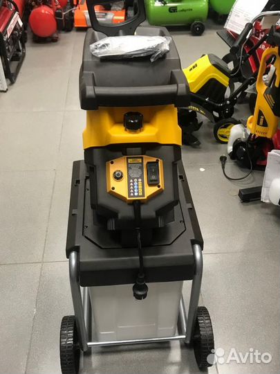 Измельчитель электрический садовый Denzel ECS-2700