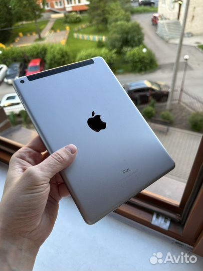 iPad 5 2017 128gb+Sim