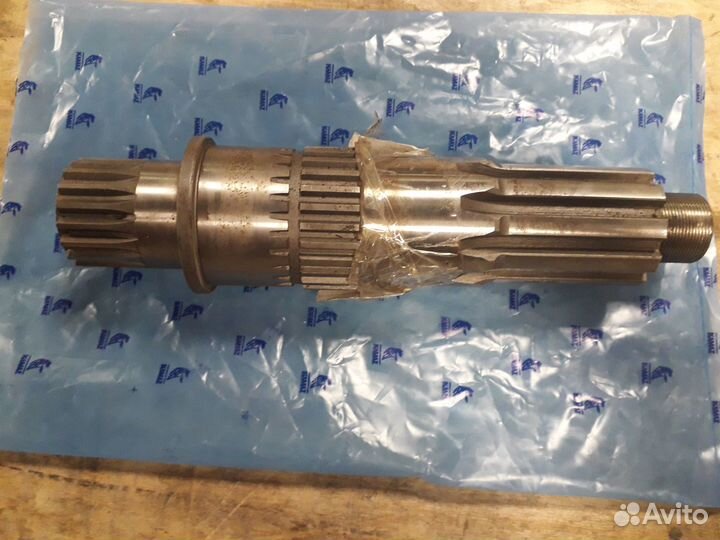 Вал первичный раздаточной коробки