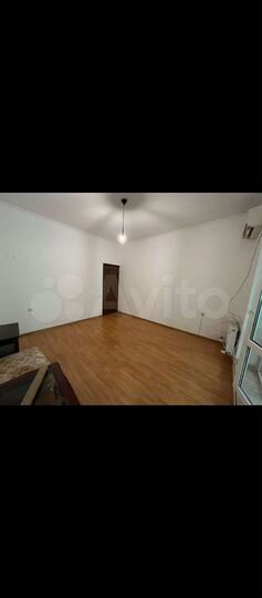 3-к. квартира, 85 м², 1/8 эт.