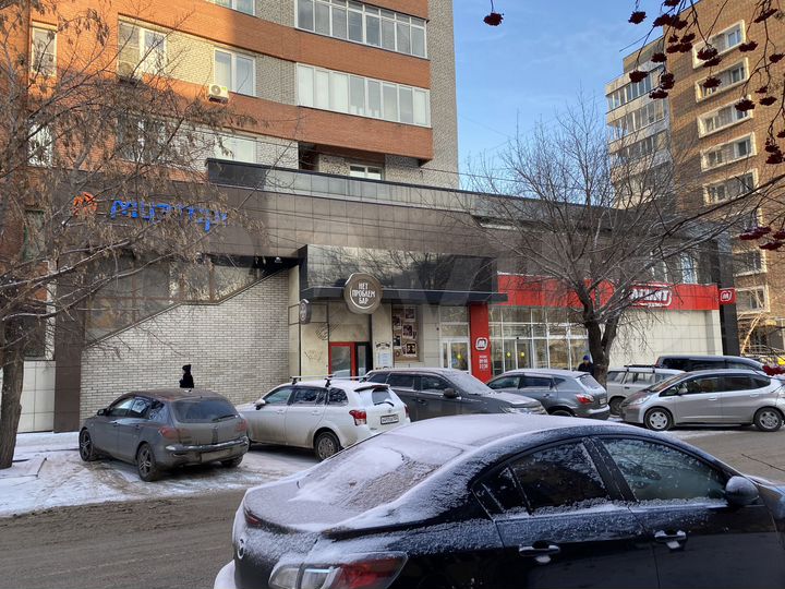 Здание, 1000 м²