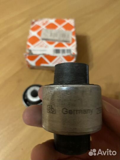 Сайлентблок заднего нижнего подпружинного рычага