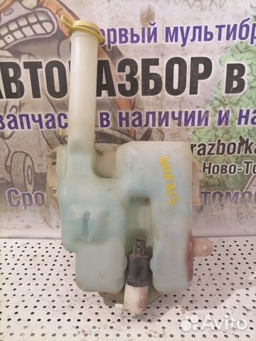 Бачок омывателя Dodge Stratus