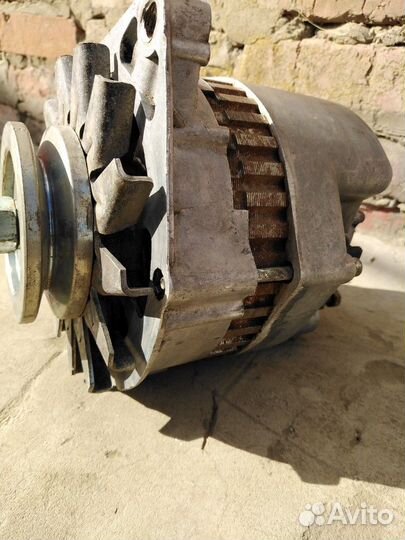 Генератор 14В 95А на паз