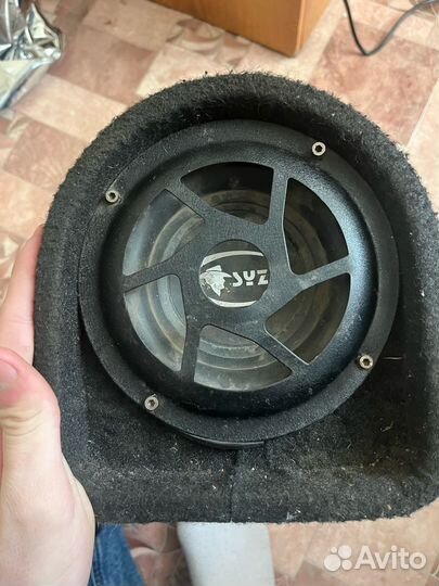 Активный сабвуфер