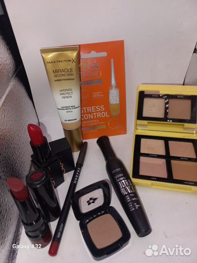 Наборы косметики для брюнеток,новое