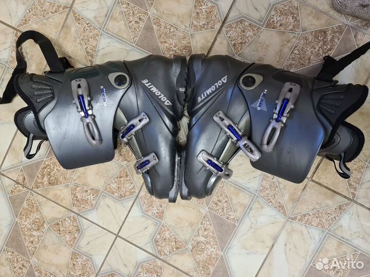 Горнолыжные ботинки женские 39