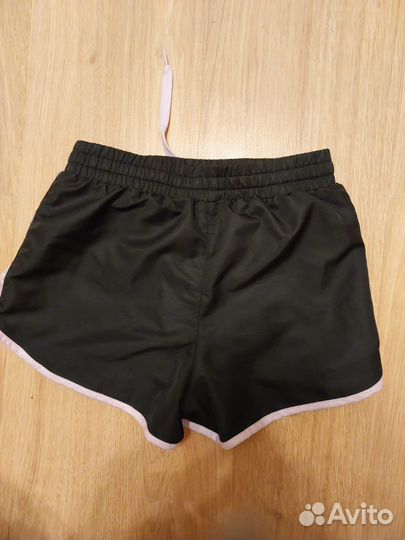 Спортивные шорты для девочки 134-140