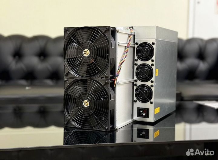 Asic майнер Antminer S21+ 235Th мощный